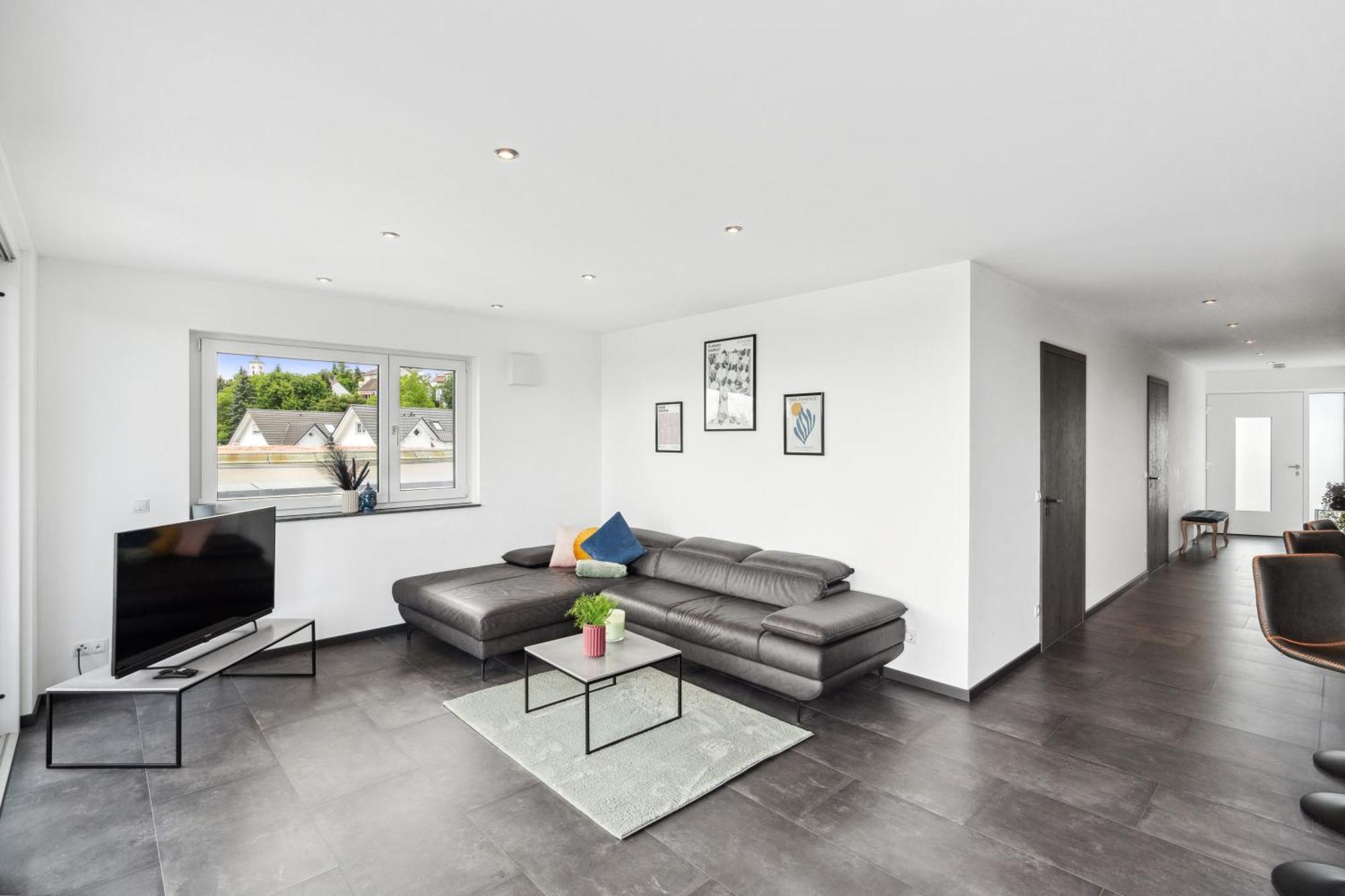Anytime - Penthouse Mit Terrasse Und Bergsicht Apartment Friedrichshafen Ngoại thất bức ảnh